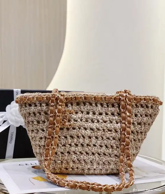 Hyper Peter SHOPPING SMALL BAG CHANEL 0704